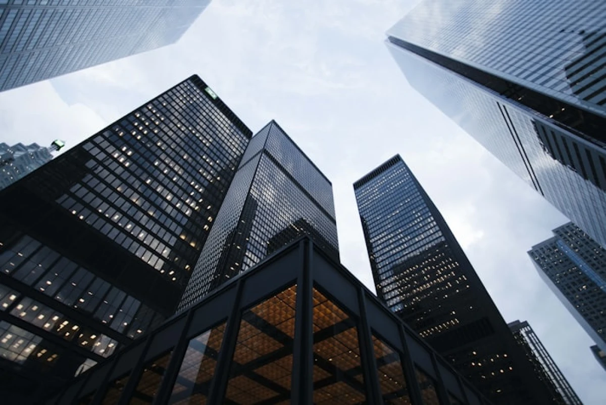 Corporate Website